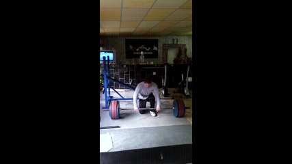220 kg