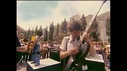 Ac Dc - It's a Long Way To The Top (if You Wanna Rock N' Roll)