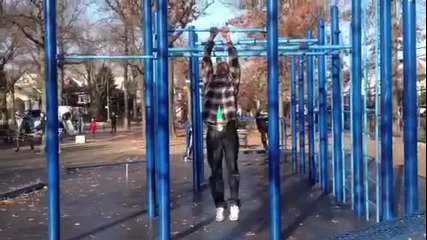 Zef one arm pullup and hold