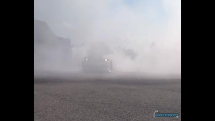 Burnout Bmw E92 sponsored by: G Power and Gs Bildeler