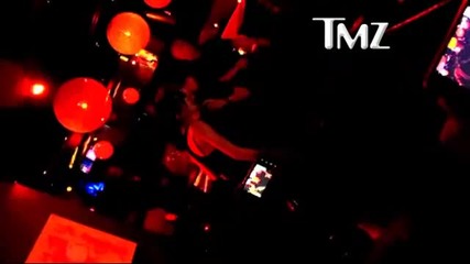 Justin Bieber and Selena Gomez - Kissy Karaoke Duet