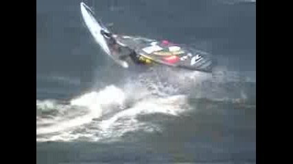 Surf Tricks Victorfernandez Backloop