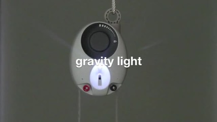 Изобретиха електрическа крушка захранвана от гравитацията