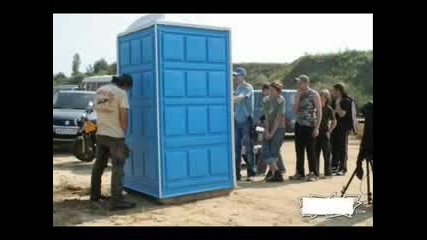 Кой Иска Да Се Смее ? Да Влезе Тогава :)