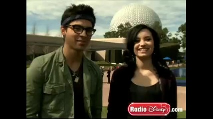 Demi Lovato and Joe Jonas in Disneyland