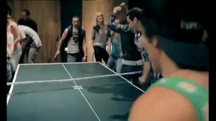 Prevod!!! David Guetta & Chris Willis ft Fergie & Lmfao - Gettin Over You (official videoclip) 