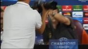ВИДЕО: Руди Гарсия се скара на фоторепортерите преди ШЛ