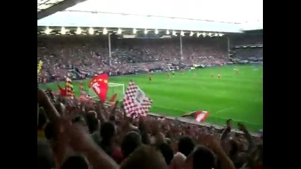 Феновете на Ливърпул изпълняват Fields of Anfield Road с/у Челси (2005г. Шл)