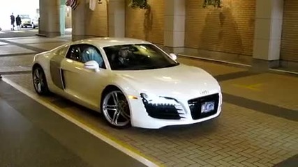 White Audi R8 - Hd