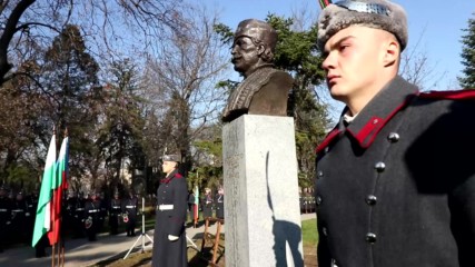 Паметник на Капитан Петко войвода беше открит в Борисовата градина