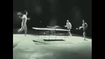 Невероятно - пинг понг майстор