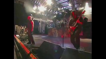 Disturbed - Indestructible - Live (on Kimmel 2009)