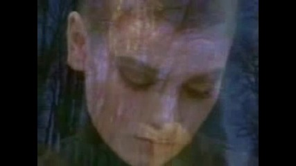 Sinead O Connor - Nothing Compares (bg sub)