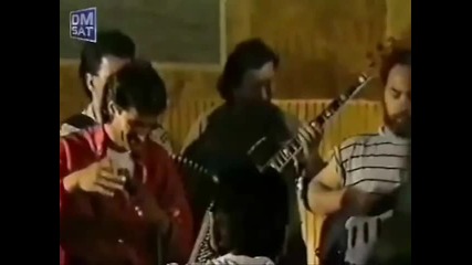 Sinan Sakic Sklonite case sa stola