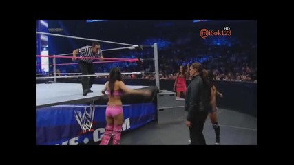 Wwe Smackdown (18.10.2013) Aj Lee vs Brie Bella
