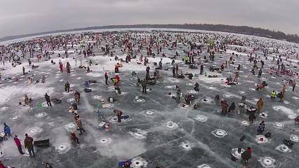 Най-голямото състезание по риболов на лед, Минесота