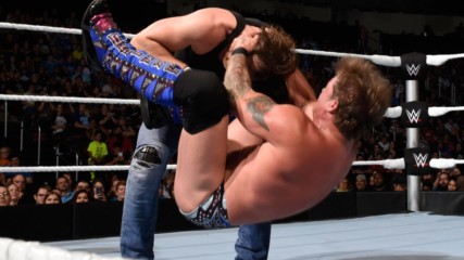 Chris Jericho destroys Dean Ambrose with the Codebreaker: SmackDown, June 9, 2016