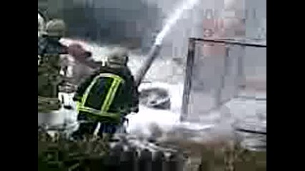 Бързата Намеса На Пожарникарите - Предотврати инцидента !:)!
