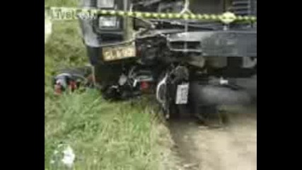Смъртта На Мотоциклетист В Ужасна Катастрофа!