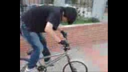 Skate Versus Bmx