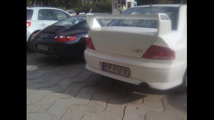 Mitsubishi Lancer Evo7 и Porsche Carrera 4s в Шумен 