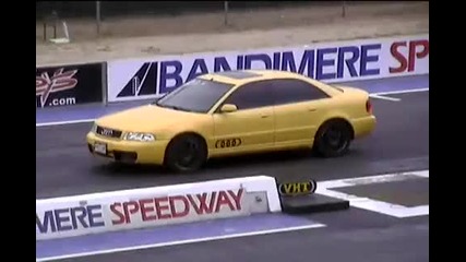 Audi S4 Quattro лошо наказва Ford Mustang 