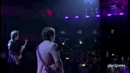 Nick Jonas & The Administration First Live Performance (02 - 12 - 09) Hq 