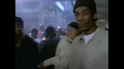 Dr. Dre featuring Snoop Dogg - Dre Day
