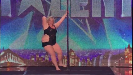 Emma Хаслам, затлъстял учител Pole Денс