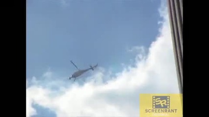 * Трансформърс: Тъмната страна на Лунатa *: модифицирани коли, base jumping и пукотевица в Чикаго