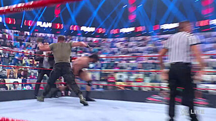 Drew McIntyre vs. Braun Strowman: Raw, April 26, 2021