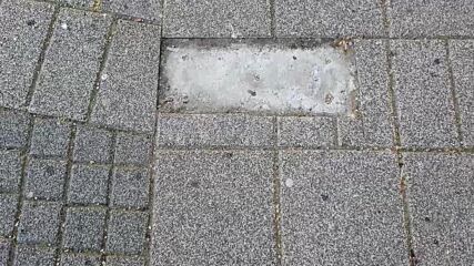 Задигнаха плочка със стих на Христо Фотев в Бургас