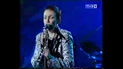 Annie Lennox - Dont Let It Bring You Down: Poland