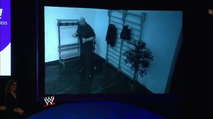 Stephanie Mcmahon and Big Show announce the partnership of Wwe and Yahoo!