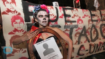 Desperate to Find Sons, Parents of 43 Missing Students in Mexico Appeal to Drug Boss for Help