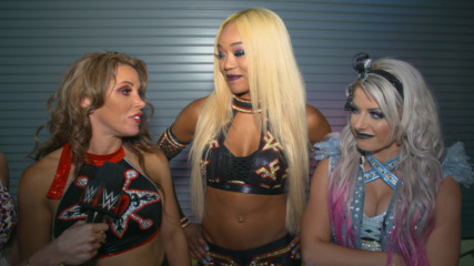 Bittersweet moment for Mickie James, Alicia Fox and Alexa Bliss: WWE.com Exclusive, Oct. 28, 2018