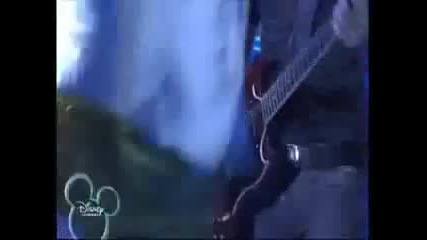 Miley Cyrus - Live In Berlin Part 6