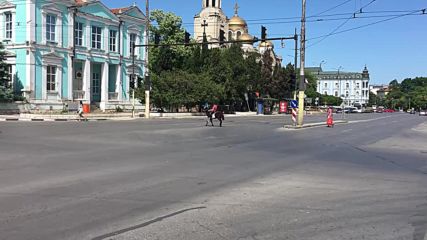 Абсурд във Варна