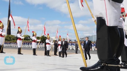Chinese Premier Arrives in Colombia as Part of 4-Nation South American Investment Tour