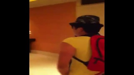 Siwon Bullying his Manager