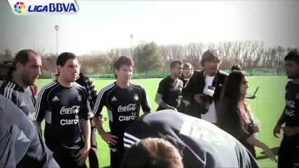Меси тренира с отбора на Аржентина