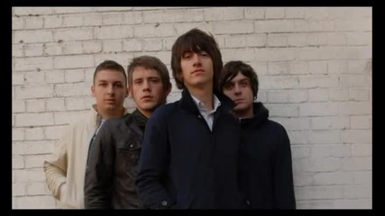 Arctic Monkeys - Crying Lightning (acoustic)