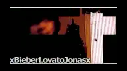 Justin Bieber - Kiss Kiss