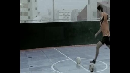 Chicharito Hernandez - Nike commercial 2011