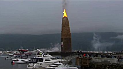 Норвежци запалиха най-високия огън на открито