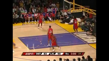 Съдия с асистенция в Nba Смях ;) 