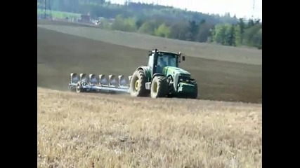 John Deere 8430