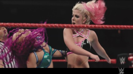 Unseen video from Alexa Bliss' Raw Women's Title victory over Sasha Banks: WWE.com Exclusive, Aug. 30, 2017