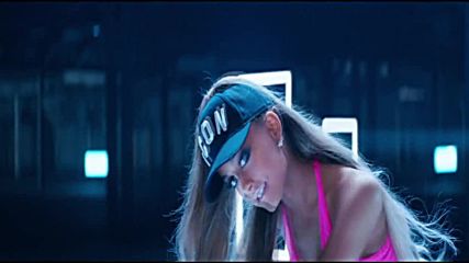 Ariana Grande ft. Nicki Minaj - Side to Side