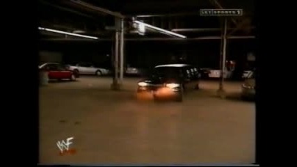 W W F Smackdown 01.04.2001 Ледения мачка Ригал на паркинга 